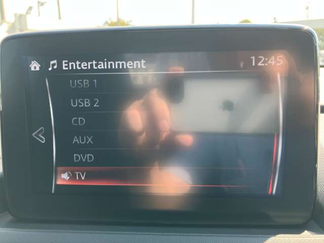 フルセグTV!CD/DVD/Bluetoothも対応してます!