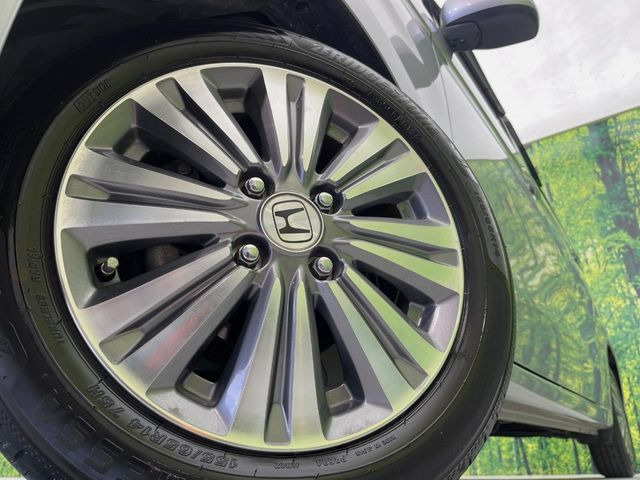 �y����14�C���`�A���~�z�C�[���z�O�ςɃ}�b�`���������A���~�z�C�[���𑕒����Ă���܂��B�e��ЊO�A���~�z�C�[����A�X�^�b�h���X�^�C�����戵�����Ă���܂��B���񂲑��k����������