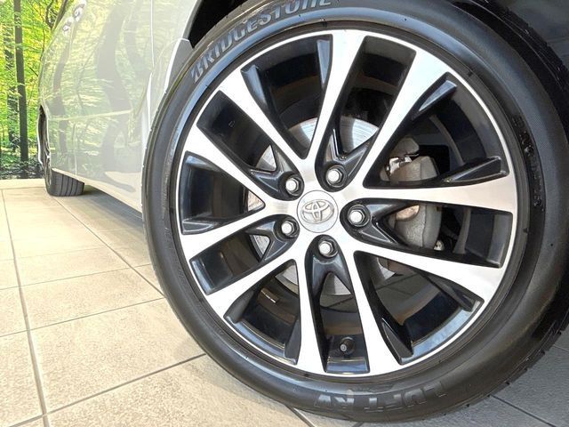 �y����18�C���`�A���~�z�C�[���z�O�ςɃ}�b�`���������A���~�z�C�[���𑕒����Ă���܂��B�e��ЊO�A���~�z�C�[����A�X�^�b�h���X�^�C�����戵�����Ă���܂��B���񂲑��k����������