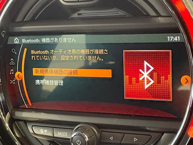 ��Bluetooth:���莝���̃X�}�[�g�t�H���ȂǂƐڑ����A�n���Y�t���[�ʘb��Տꊴ����~���[�W�b�N�Đ������y���݂��������܂��B�����ڑ��ł��̂Ŕς킵��������܂����