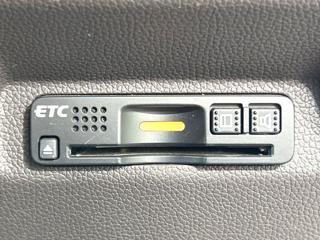 【ETC】高速道路の料金所をストレスなく通過!話題のスポットやサービスエリアに多い「スマートIC」利用時は必須のアイテムです。当店でセットアップを実施、ご納車当日からすぐにご利用いただけます!