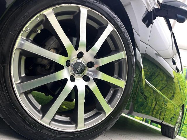 �y19�C���`�A���~�z�C�[���z�O�ςɃ}�b�`�����A���~�z�C�[���𑕒����Ă���܂��B�e��A���~�z�C�[����A�X�^�b�h���X�^�C�����戵�����Ă���܂��B���񂲑��k����������