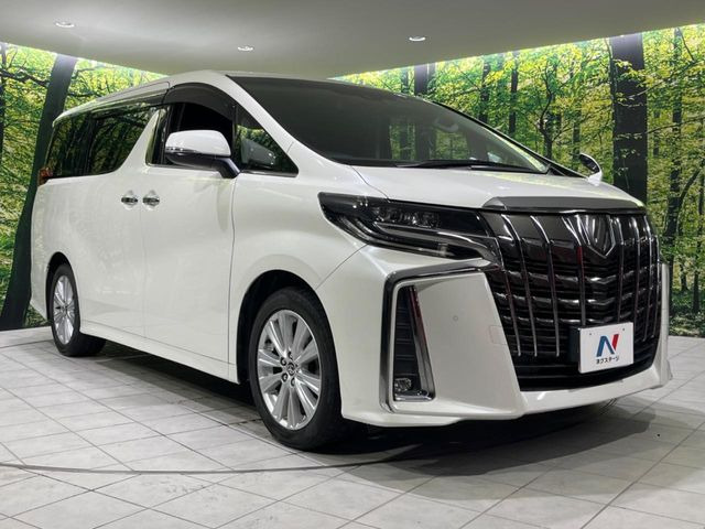 高透明度のガラス皮膜で撥水はもちろん、上質なツヤ・光沢を実現。紫外線や酸性雨から大切な愛車を保護し、色あせ・劣化を防止。「弾スプラッシュコート」、「弾プリミッサコート」からお選びいただけます。