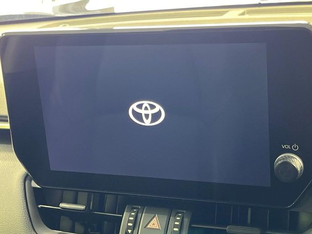 �y10.5�C���` �f�B�X�v���C�I�[�f�B�I�z���ʂ̃f�B�X�v���C��AppleCarPlay��AndroidAuto�����p�\�B�傫�ȉ�ʂŃX�}�z�i�r�A�v���������p���������܂���