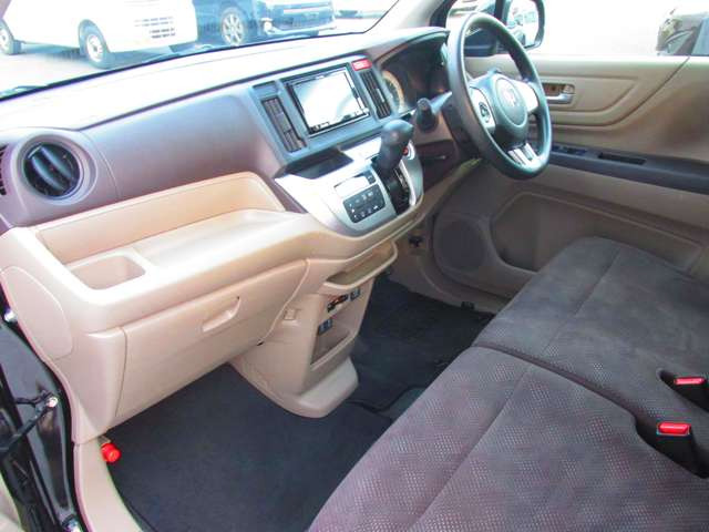 �����G���C���e���A�����炱�����K���Ɨ��������̂���F�����ɂ������܂����B���E���L���J���I�ȉ^�]�Ȃ܂��Ǝg���₷���i�r�𑕔����Ă��薈���̃h���C�u�����K�ɃT�|�[�g���܂��BCARGO���X�ł͑S�Ԍ�