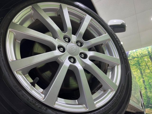 �y����17�C���`�A���~�z�C�[���z�O�ςɃ}�b�`���������A���~�z�C�[���𑕒����Ă���܂��B�e��ЊO�A���~�z�C�[����A�X�^�b�h���X�^�C�����戵�����Ă���܂��B���񂲑��k����������