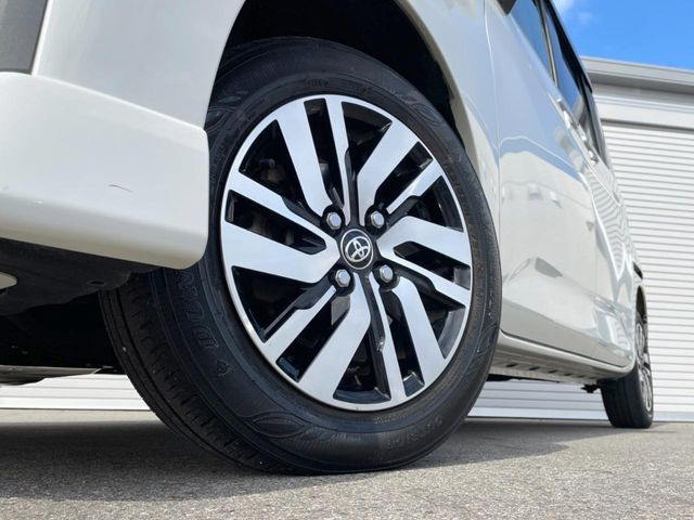 �y����14�C���`�A���~�z�C�[���z�O�ςɃ}�b�`���������A���~�z�C�[���𑕒����Ă���܂��B�e��ЊO�A���~�z�C�[����A�X�^�b�h���X�^�C�����戵�����Ă���܂��B���񂲑��k����������
