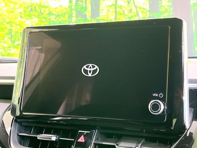 �y10.5�C���` �f�B�X�v���C�I�[�f�B�I�z���ʂ̃f�B�X�v���C��AppleCarPlay��AndroidAuto�����p�\�B�傫�ȉ�ʂŃX�}�z�i�r�A�v���������p���������܂���