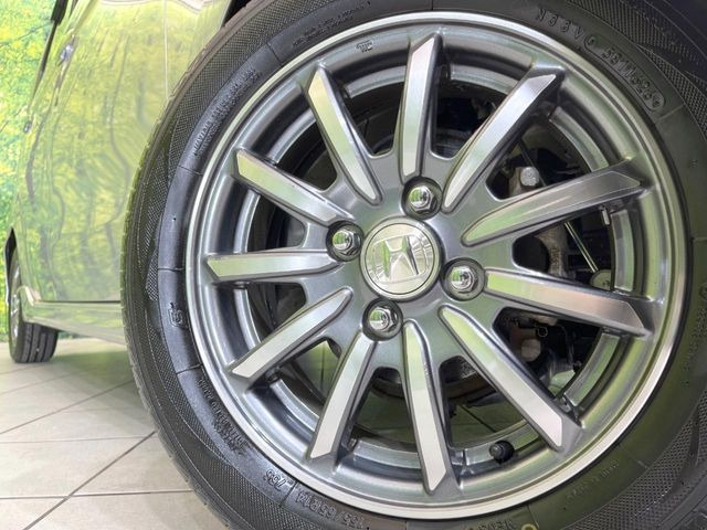 �y����14�C���`�A���~�z�C�[���z�O�ςɃ}�b�`���������A���~�z�C�[���𑕒����Ă���܂��B�e��ЊO�A���~�z�C�[����A�X�^�b�h���X�^�C�����戵�����Ă���܂��B���񂲑��k����������