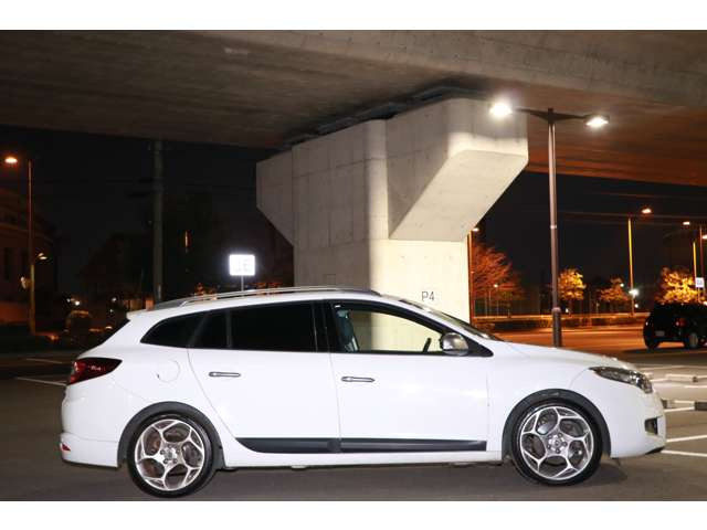 ���m�[ ���K�[�k�G�X�e�[�g GT�̍ו��܂ŕ�����₷���B�e�B�ԗ���Ԃɂ��Ē��J�ɂ��������܂��B
