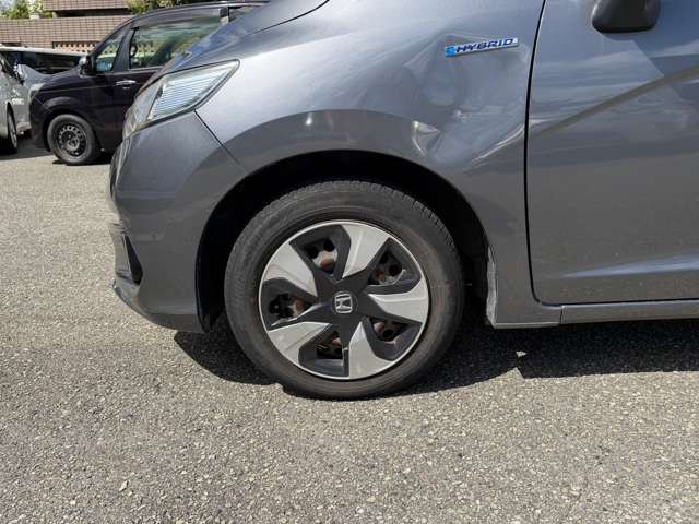 弊社は、お客さまのニーズにお応え出来るよう、豊富な車種を取り揃えております。お乗り換えの際も、是非、よろしくお願いいたします。
