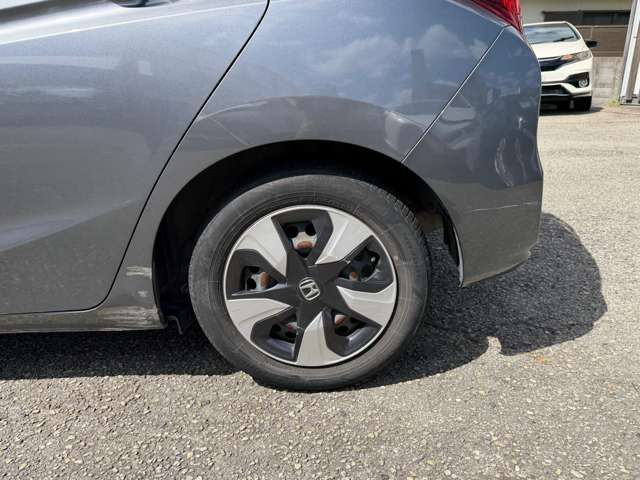 弊社は、お客さまのニーズにお応え出来るよう、豊富な車種を取り揃えております。お乗り換えの際も、是非、よろしくお願いいたします。