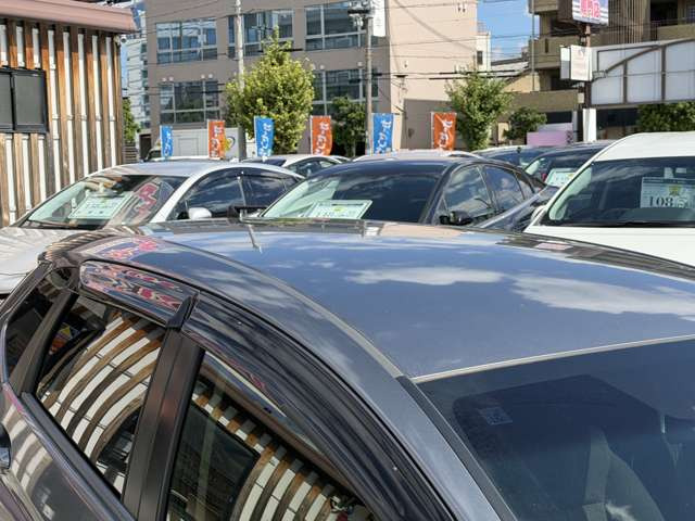 お客様がずっと快適に過ごしていただけるよう、車を買ってからの長いお付き合いが大切だと思っています! 買うときも、買ったあとも、安くて安心をお届けできたらと。