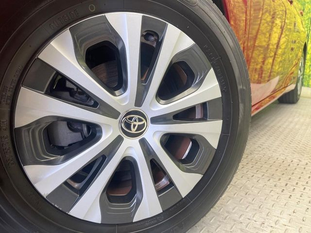 �y�����A���~�z�C�[���z�O�ςɃ}�b�`���������A���~�z�C�[���𑕒����Ă���܂��B�e��ЊO�A���~�z�C�[����A�X�^�b�h���X�^�C�����戵�����Ă���܂��B���񂲑��k����������