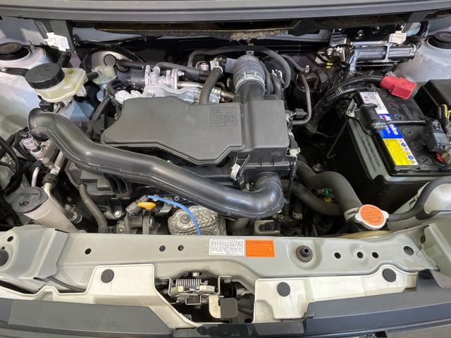 親切・丁寧な専門メカニックスタッフが応対!・車検・点検整備・事故等の修理などアフターサービスも安心。お車のカスタマイズもネクステージのサービススタッフまでご相談ください!
