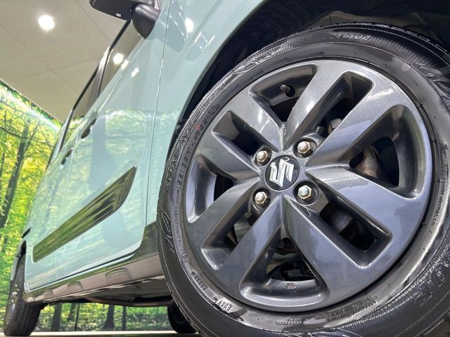 �y����14�C���`�A���~�z�C�[���z�O�ςɃ}�b�`���������A���~�z�C�[���𑕒����Ă���܂��B�e��ЊO�A���~�z�C�[����A�X�^�b�h���X�^�C�����戵�����Ă���܂��B���񂲑��k����������