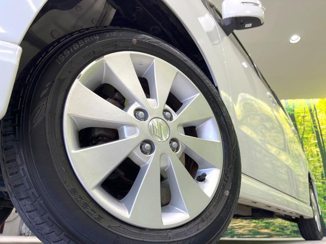 �y����14�C���`�A���~�z�C�[���z�O�ςɃ}�b�`���������A���~�z�C�[���𑕒����Ă���܂��B�e��ЊO�A���~�z�C�[����A�X�^�b�h���X�^�C�����戵�����Ă���܂��B���񂲑��k����������