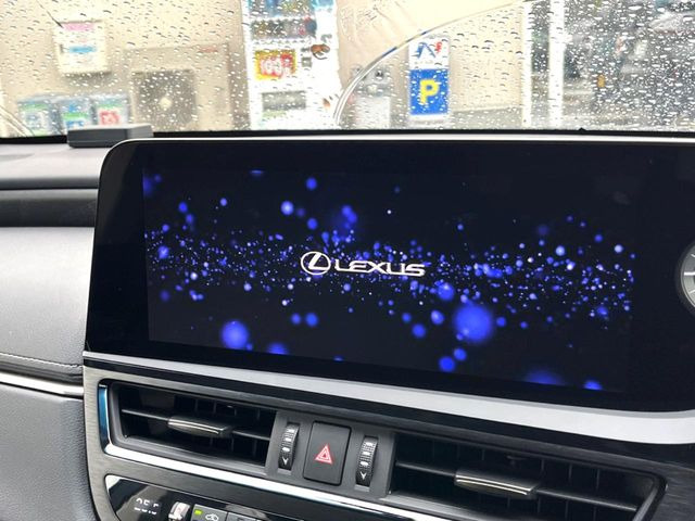 �y12.3�C���`���C�h�i�r�z�������ƃC���p�N�g�̂����^���C�h�i�r�𑕔��B�e��I�[�f�B�I����͂������A�������C�h��ʂł̃}�b�v2�����\���ȂǁA���֐��������i�r�ł���