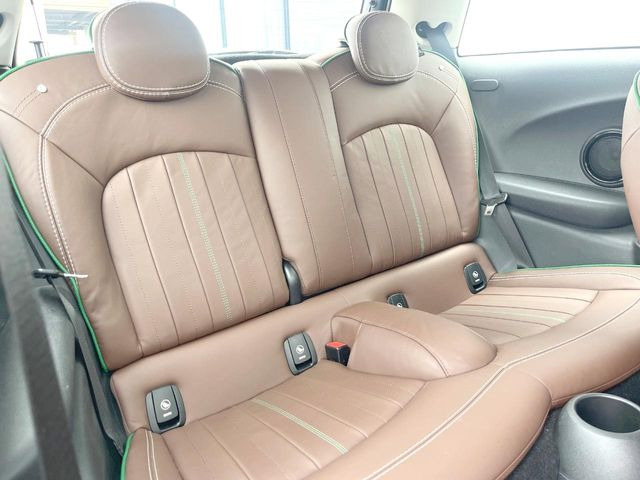 ���㕔���Ȃ��C�ɂȂ�悤�ȃL�Y�E�����ւ��蓙�A�傫�ȃ_���[�W�͂Ȃ��A�ǍD�ȏ�Ԃł��B