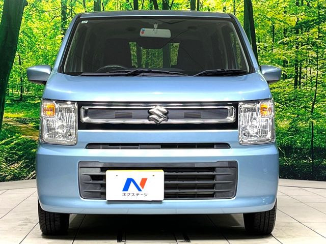 弊社では、全車『修復歴なし』のお車のみ取り扱っております。専任バイヤーによる厳選した仕入れの後、入庫後の車両チェックを行い、ネクステージが認定した高品質な中古車をご提供しております。