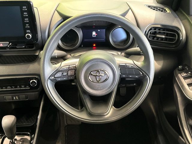 【ステアリングスイッチ】運転中、前方から目線をそらすことなく、オーディオ等の操作が可能な便利機能!安心&快適なドライブを演出してくれます♪