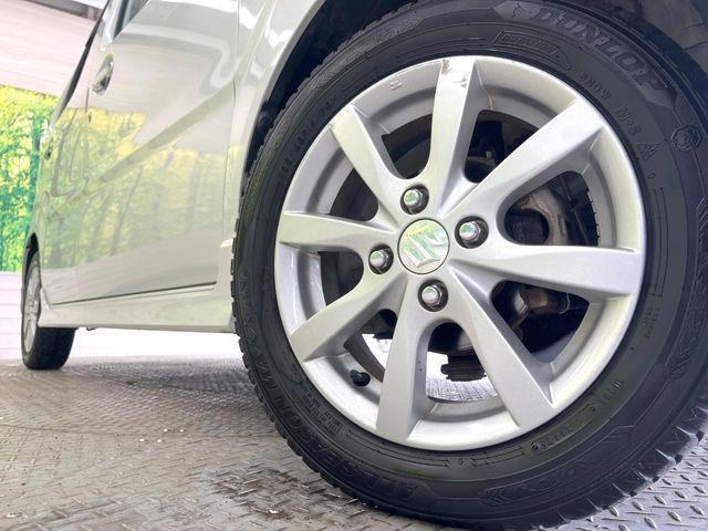 �y����14�C���`�A���~�z�C�[���z�O�ςɃ}�b�`���������A���~�z�C�[���𑕒����Ă���܂��B�e��ЊO�A���~�z�C�[����A�X�^�b�h���X�^�C�����戵�����Ă���܂��B���񂲑��k����������