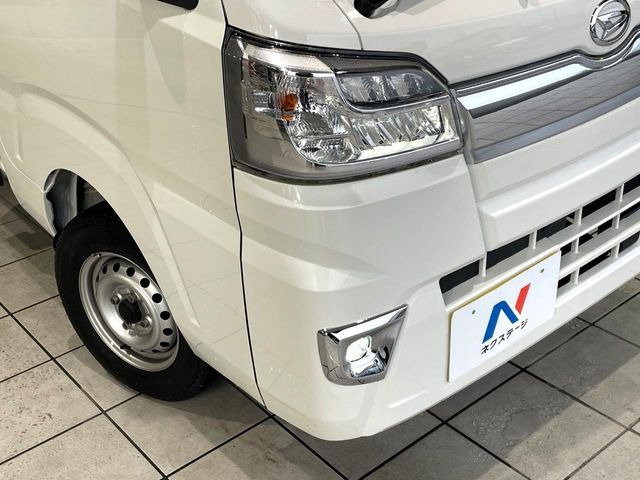 �yLED�w�b�h���C�g�z���V����ԑ��s�����ǍD�Ȏ��E���m�ۂ����S���ĉ^�]�ł��鍂�P�xLED�w�b�h���C�g�𑕔�!�_�����x�������A����d�͂��}�����Ă��܂��B