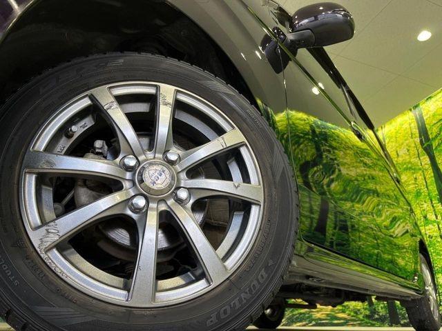 �y14�C���`�A���~�z�C�[���z�O�ςɃ}�b�`�����A���~�z�C�[���𑕒����Ă���܂��B�e��A���~�z�C�[����A�X�^�b�h���X�^�C�����戵�����Ă���܂��B���񂲑��k����������
