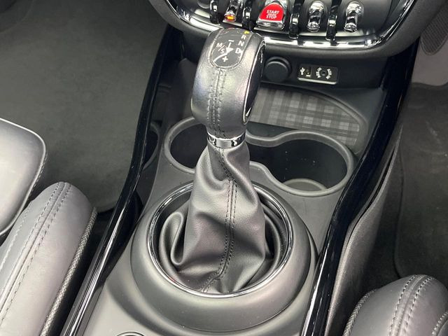 ��MT���[�h�t��AT:�ʏ�͎����ł����Ȃ���ϑ�(�M�A�`�F���W)���h���C�o�[�̑���ɂ���ĈӐ}�I�ɕς�����V�X�e���ł��B����w���i�̃h���C�u�����y���݂��������܂�!