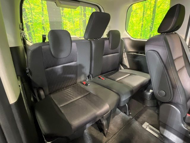 3��ڃV�[�g�͂�������ԗǍD����l�ł��������ƍ����Ē����܂��̂ŁA��l���ł̂��o���������N���N�ł��􂲉Ƒ��ŁA�C�̒m�ꂽ���ԂŁA�h���C�u�ɍs���̂��y���݂ł��ˁ�