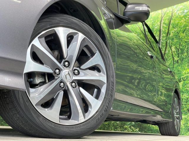 �y����17�C���`�A���~�z�C�[���z�O�ςɃ}�b�`���������A���~�z�C�[���𑕒����Ă���܂��B�e��ЊO�A���~�z�C�[����A�X�^�b�h���X�^�C�����戵�����Ă���܂��B���񂲑��k����������