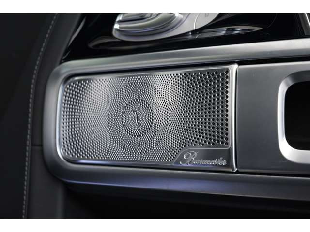 Burmester�T���E���h�T�E���h�V�X�e��(�X�s�[�J�[��:15)