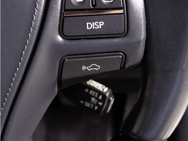 高級車ならではのレーダークルーズコントロール