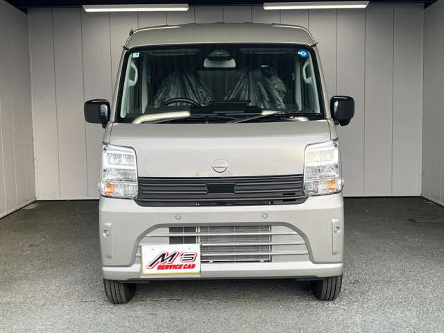 サービスカーエムズの車両をご覧頂きありがとうございます。数あるお車の中からお気に入りの1台をお選び下さい♪