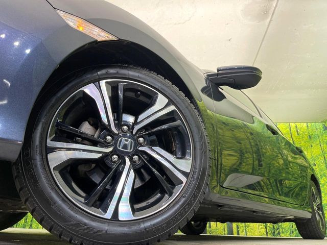 �y�����A���~�z�C�[���z�O�ςɃ}�b�`���������A���~�z�C�[���𑕒����Ă���܂��B�e��ЊO�A���~�z�C�[����A�X�^�b�h���X�^�C�����戵�����Ă���܂��B���񂲑��k����������