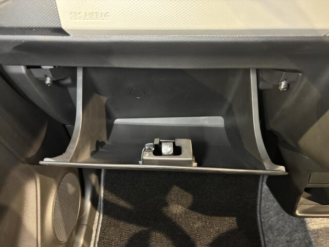 この物件は展示場配置の関係上、ストックヤード保管車両のため、店舗に展示しておりません。現車確認を希望される場合は、事前にご連絡をお願いいたします。