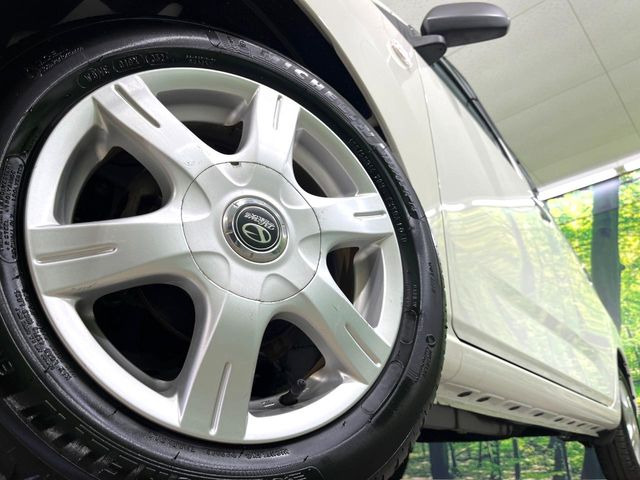 �y14�C���`�A���~�z�C�[���z�O�ςɃ}�b�`�����A���~�z�C�[���𑕒����Ă���܂��B�e��A���~�z�C�[����A�X�^�b�h���X�^�C�����戵�����Ă���܂��B���񂲑��k����������