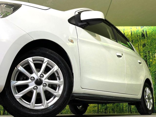 �y14�C���`�A���~�z�C�[���z�O�ςɃ}�b�`�����A���~�z�C�[���𑕒����Ă���܂��B�e��A���~�z�C�[����A�X�^�b�h���X�^�C�����戵�����Ă���܂��B���񂲑��k����������