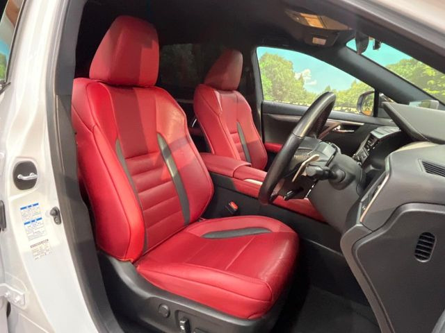 �^�]�ȃV�[�g���͎g�p�������Ȃ��A�ǍD�ȏ�ԂƂȂ��Ă��܂��B���J�Ɏg���Ă������Ƃ��悭�킩��܂��ˁB