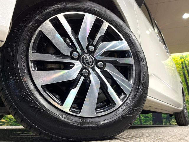 �y����14�C���`�A���~�z�C�[���z�O�ςɃ}�b�`���������A���~�z�C�[���𑕒����Ă���܂��B�e��ЊO�A���~�z�C�[����A�X�^�b�h���X�^�C�����戵�����Ă���܂��B���񂲑��k����������