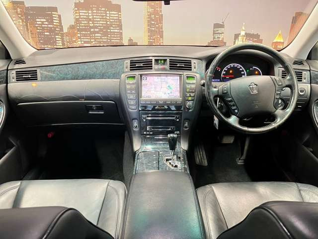 ���{�����s�ɃZ�_���ESUV�𒆐S�Ɂw���l�ł����i�x�œW�����Ă���ǎ����ÎԐ��X�ł��B���̗��C�����Ȃ��̎ԗ�����Ŏ�舵��!�B�֐��n��ōł������ȉ��i���ŗǎ��Ԃ����񋟂ł���悤�w�߂Ă���܂��B