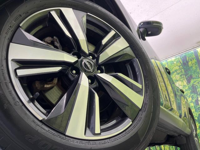 �y�����A���~�z�C�[���z�O�ςɃ}�b�`���������A���~�z�C�[���𑕒����Ă���܂��B�e��ЊO�A���~�z�C�[����A�X�^�b�h���X�^�C�����戵�����Ă���܂��B���񂲑��k����������