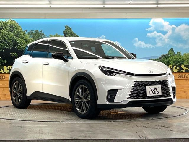 �������x�̃K���X�疌�ŝ����͂������A�㎿�ȃc���E����������B���O����_���J�����؂Ȉ��Ԃ�ی삵�A�F�����E�򉻂�h�~�B�u�e�X�v���b�V���R�[�g�v�A�u�e�v���~�b�T�R�[�g�v���炨�I�т��������܂��B