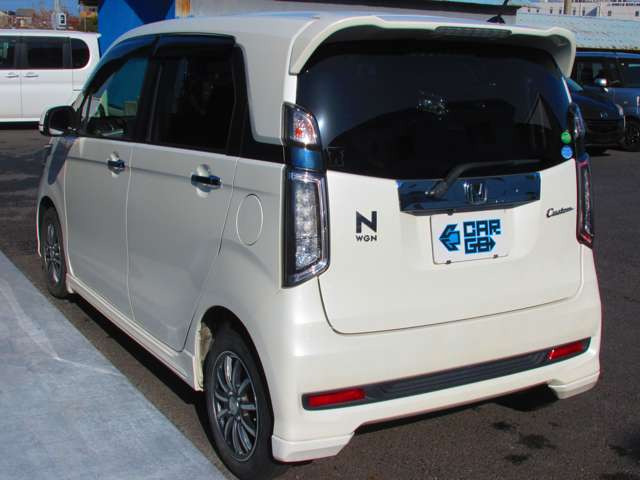 �X�^�C���b�V���ȃ����r���[�����͓I��NWGN�J�X�^���ł��B�������܂����f�U�C�������p��������݊�������A�����̃h���C�u������w�y���܂��Ă���܂��BCARGO���X�ł͑S�Ԍ��Ԋm�F�ƓO�ꂵ���i����
