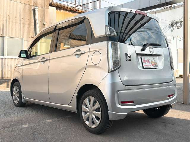 当店では軽自動車から普通車まで幅広くオールメーカーの車種・色・グレードを豊富に揃えております。