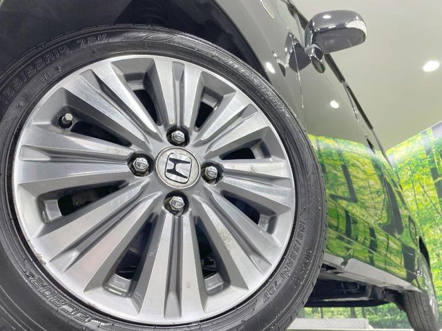 �y����14�C���`�A���~�z�C�[���z�O�ςɃ}�b�`���������A���~�z�C�[���𑕒����Ă���܂��B�e��ЊO�A���~�z�C�[����A�X�^�b�h���X�^�C�����戵�����Ă���܂��B���񂲑��k����������