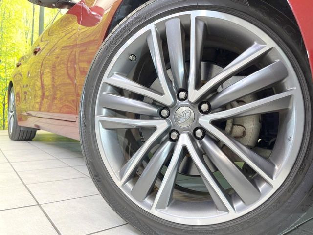 �y����19�C���`�A���~�z�C�[���z�O�ςɃ}�b�`���������A���~�z�C�[���𑕒����Ă���܂��B�e��ЊO�A���~�z�C�[����A�X�^�b�h���X�^�C�����戵�����Ă���܂��B���񂲑��k����������