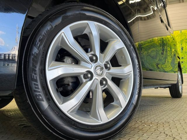 �y����14�C���`�A���~�z�C�[���z�O�ςɃ}�b�`���������A���~�z�C�[���𑕒����Ă���܂��B�e��ЊO�A���~�z�C�[����A�X�^�b�h���X�^�C�����戵�����Ă���܂��B���񂲑��k����������
