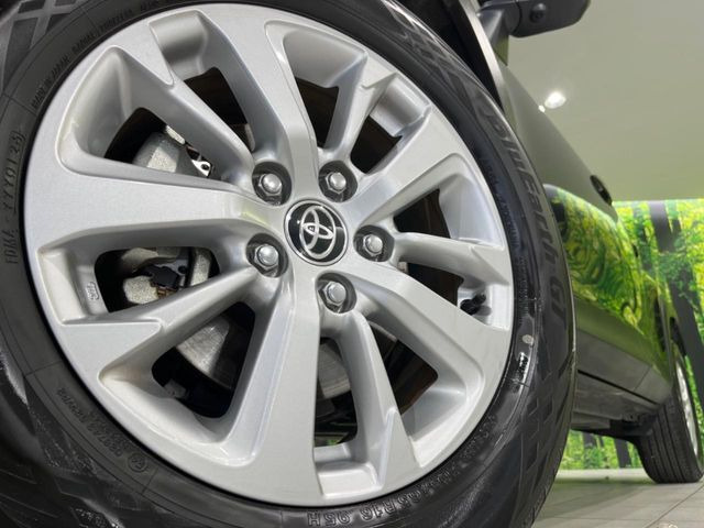 �y�����A���~�z�C�[���z�O�ςɃ}�b�`���������A���~�z�C�[���𑕒����Ă���܂��B�e��ЊO�A���~�z�C�[����A�X�^�b�h���X�^�C�����戵�����Ă���܂��B���񂲑��k����������