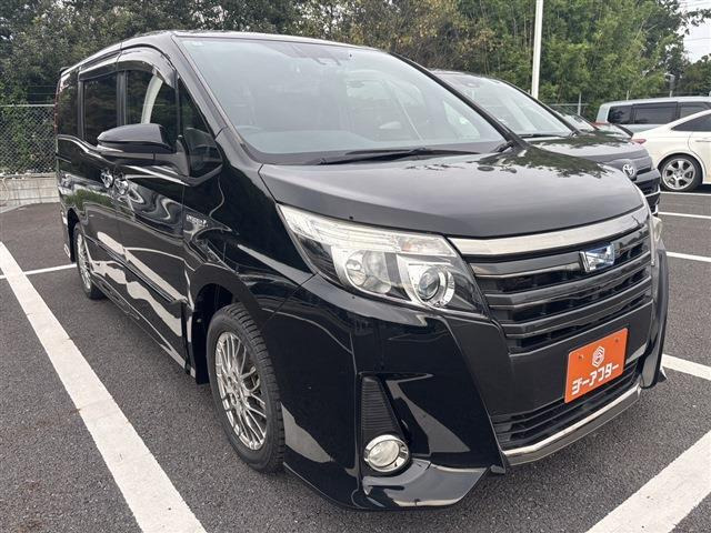 ノア(トヨタ) 1.8 ハイブリッド Si W×B　禁煙車 フリップダウンモニター 中古車画像